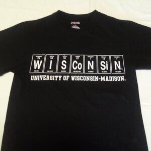 Wisconsin t-shirt size small, periodic table